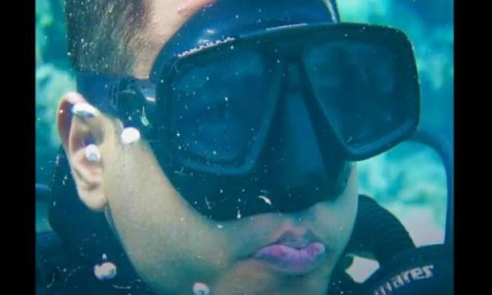 Απίστευτο! Δύτης έμεινε στον βυθό 145 ώρες συνεχόμενες